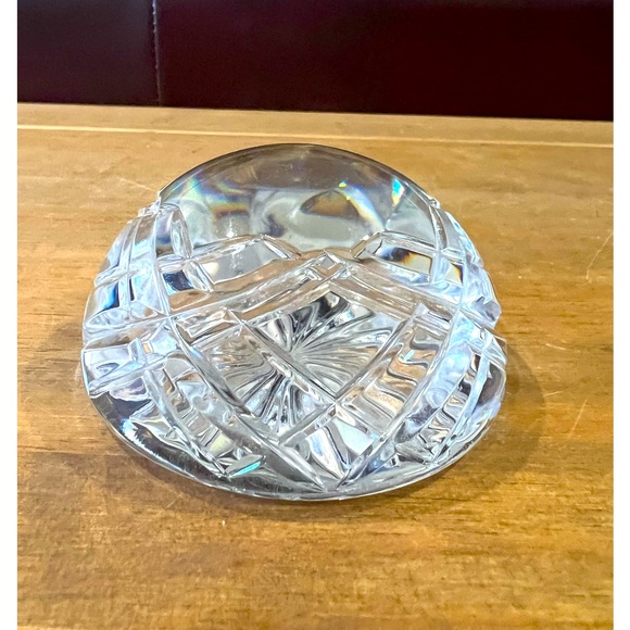 Lenox Crystal paperweight. Signed Lenox on bottom. Perfect condition. - Picture 1 of 5